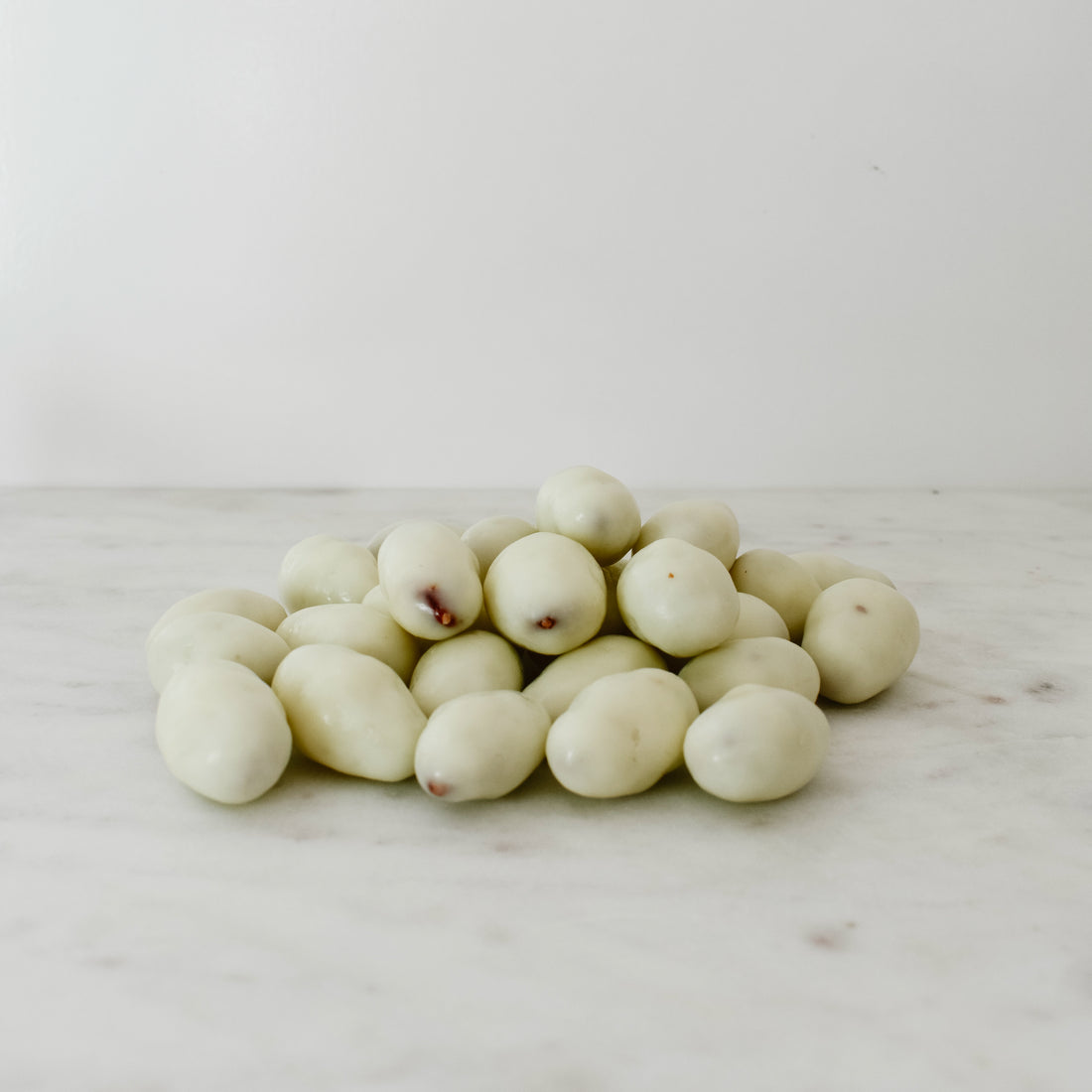 White Chocolate Almonds